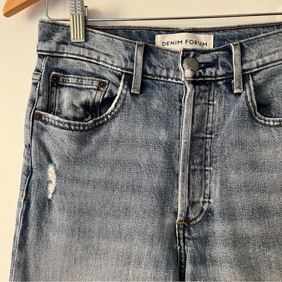 Aritzia Denim Forum Arlo High Rise Straight Jeans in Size 26 - Picture 3 of 6